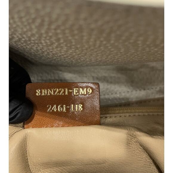 Fendi Classico No.3 Ivory Shopper Tote - Picture 3 of 13